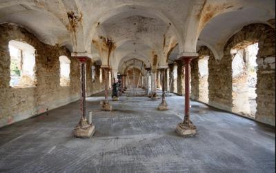 Stavba pracoviště školy v Měšicích míří k otevření v září 2026