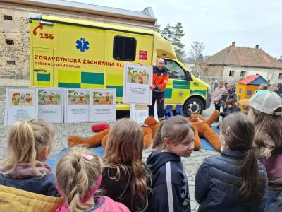 Záchranka v naší družině: Učení hrou i praxí